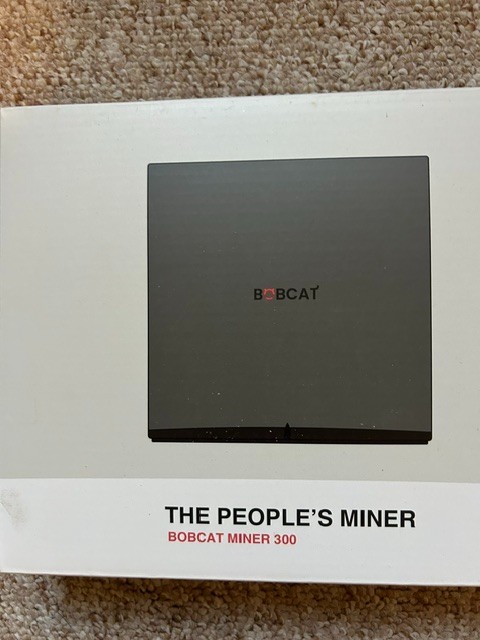 Bobcat Miner 300 Helium Hotspot for HNT - Black (US version)