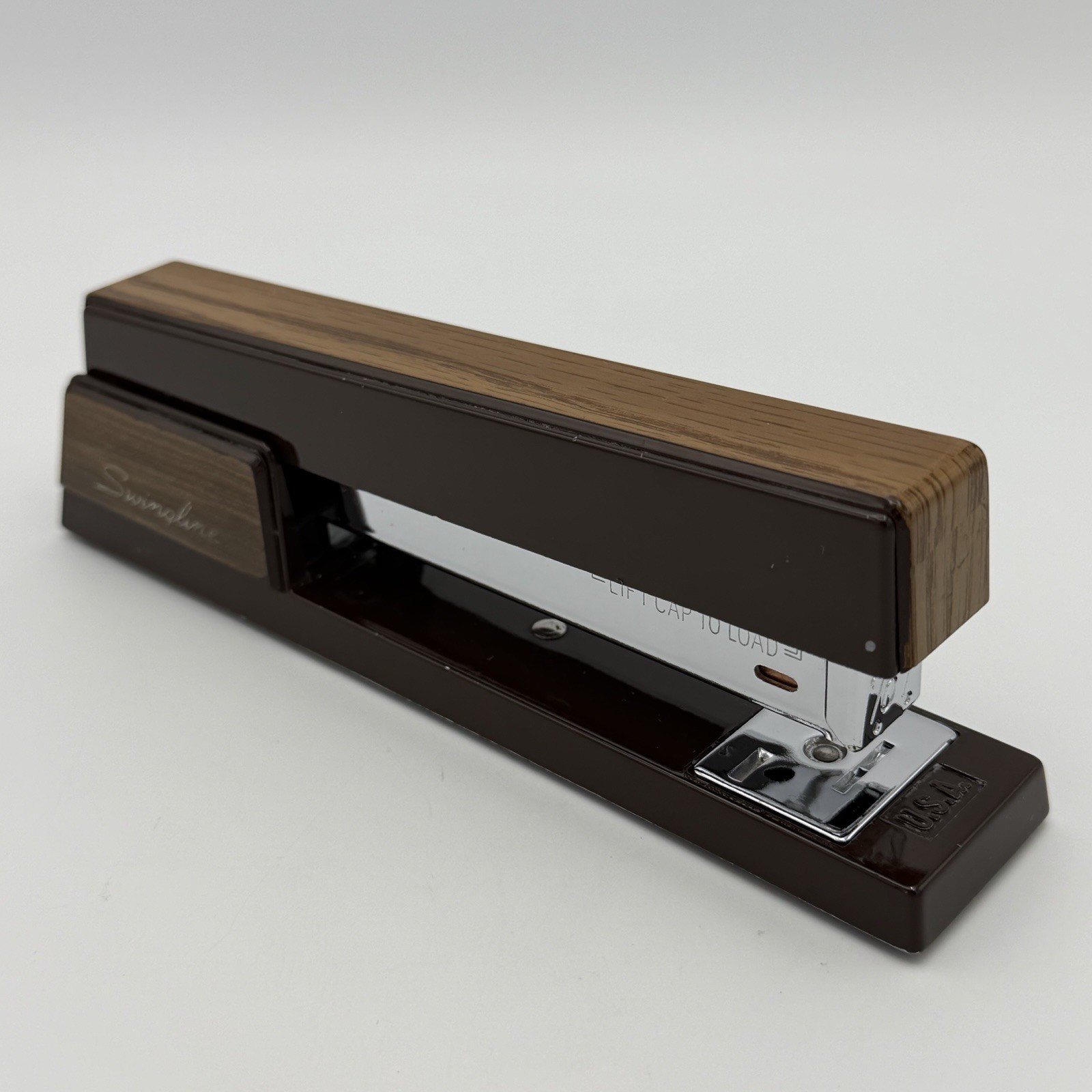 Vintage Retro Swingline 767 Dark Brown & Faux Wood Stapler 94-02 Made In USA