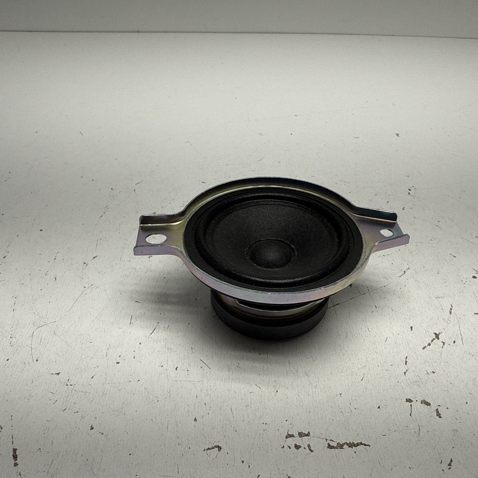 Chevrolet GMC Cadillac OEM Rear Speaker 85135985