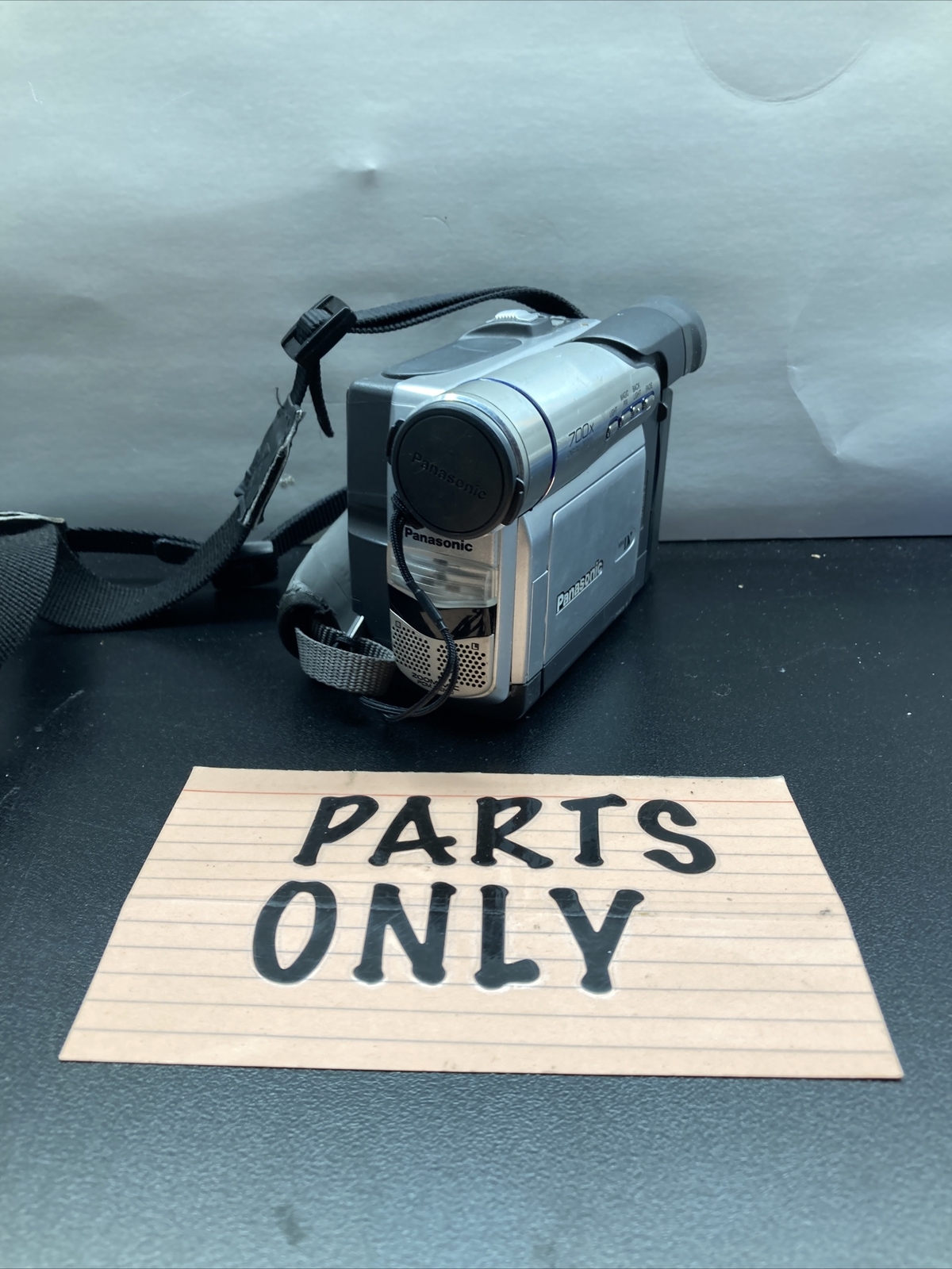 PARTS REPAIR Panasonic PV- DV1030 Recorder Camcorder Camera Silver Untested