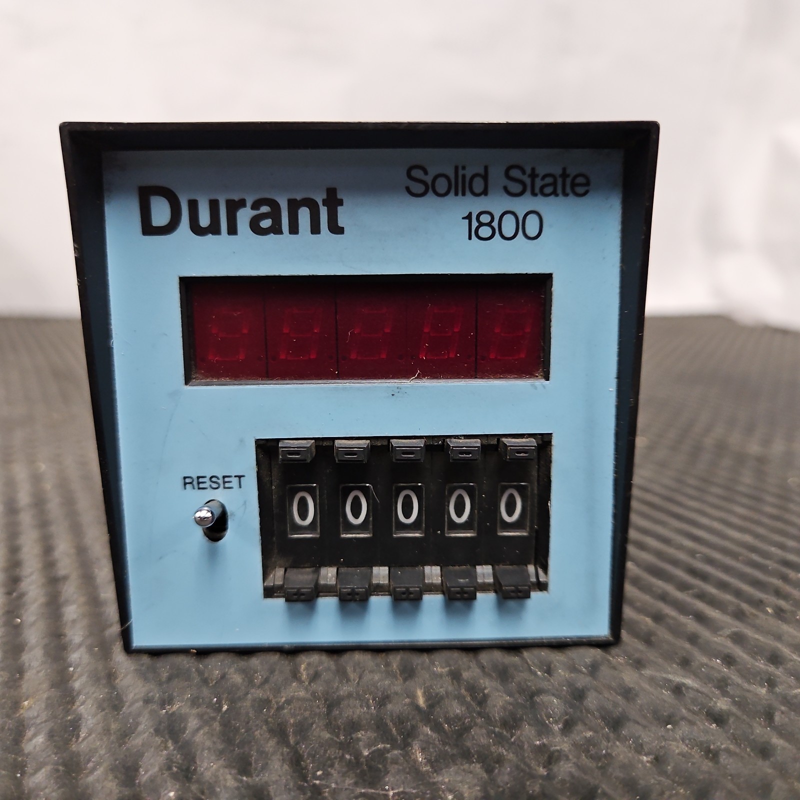 (Open Box) Durant 1800 Solid State Counter 1800-511 / 51800-901