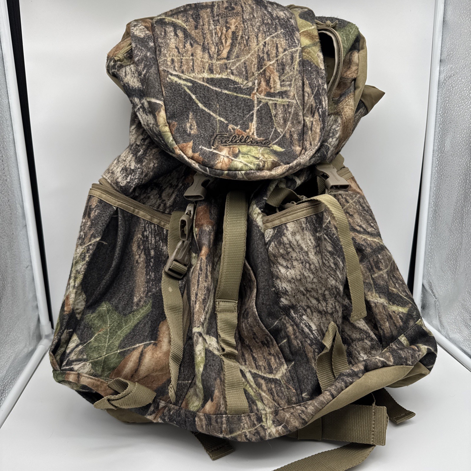 Vintage FIELDLINE Hunting Backpack Realtree Camo Large capacity Dead Stock NWOT