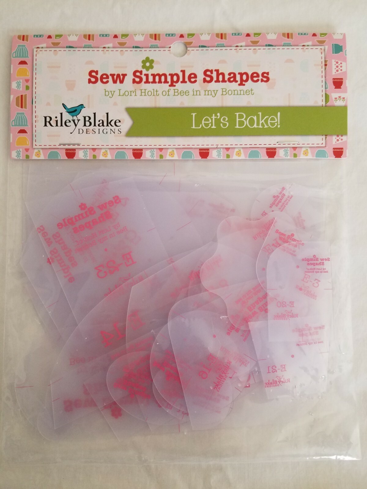 "Let's Bake!" Sew Simple Shapes by Lori Holt, 25 Templates
