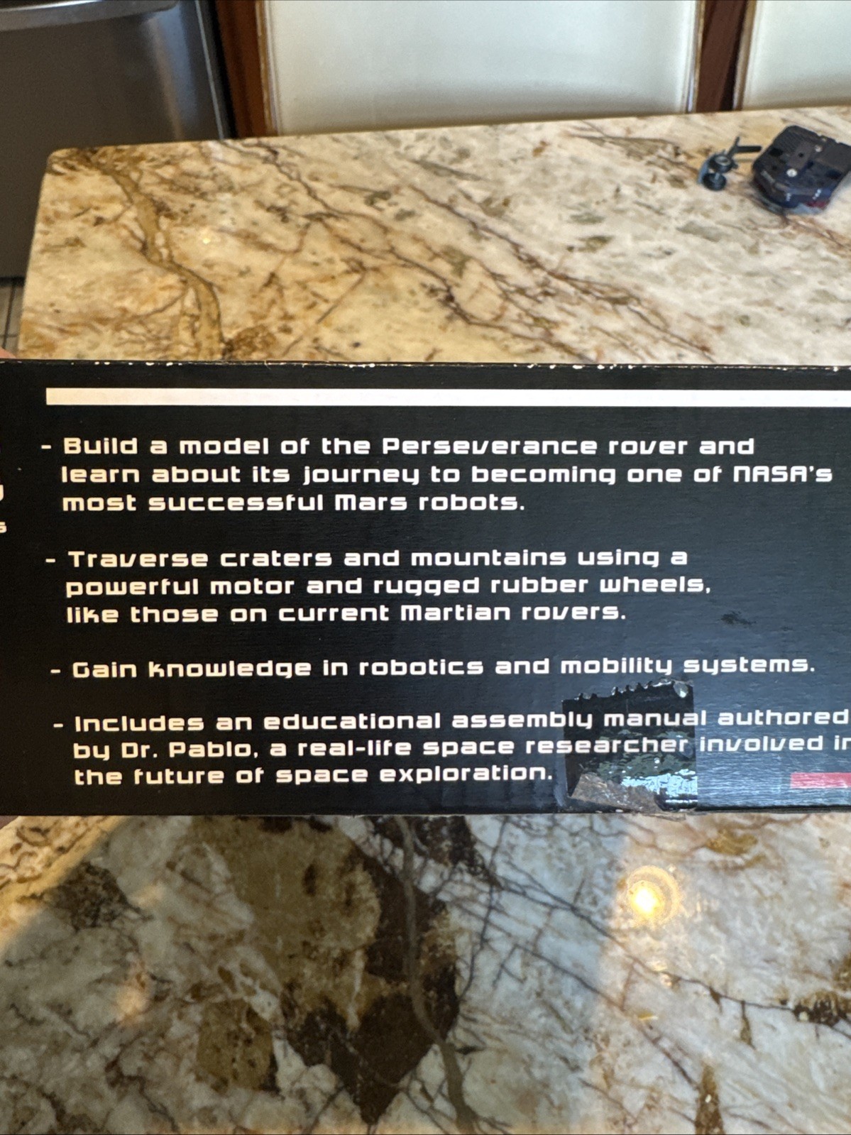 NASA Future Explorers - Mars Rover Build & Model STEM Powerful Motor Robotic Arm