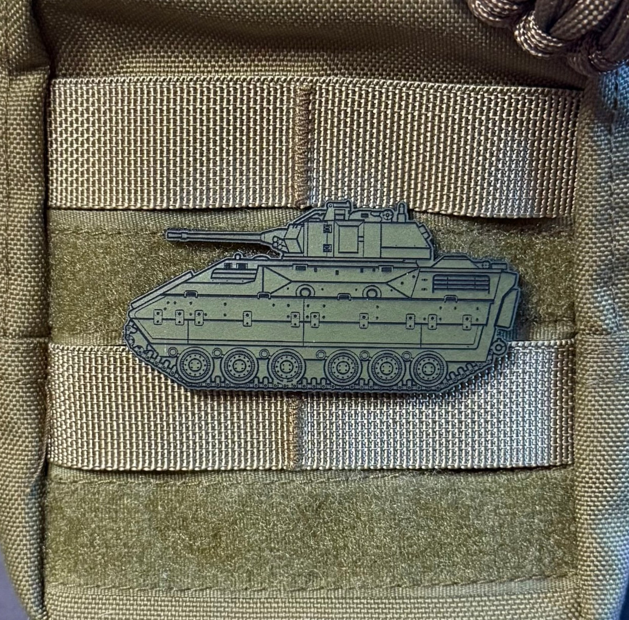 M2/M3 Bradley Fighting Vehicle Army Morale Patch 1.4x3" | VELCRO® Brand Fastener