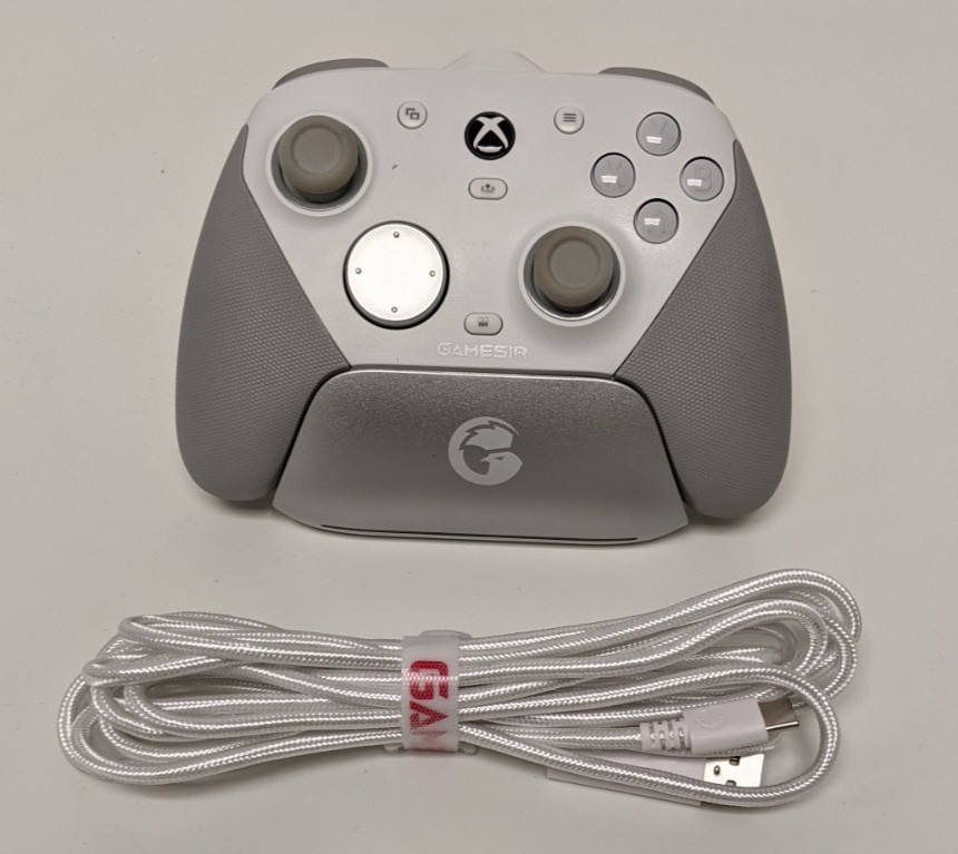 GameSir G7 Pro Tri-Mode Controller Xbox Wired / PC Wireless White