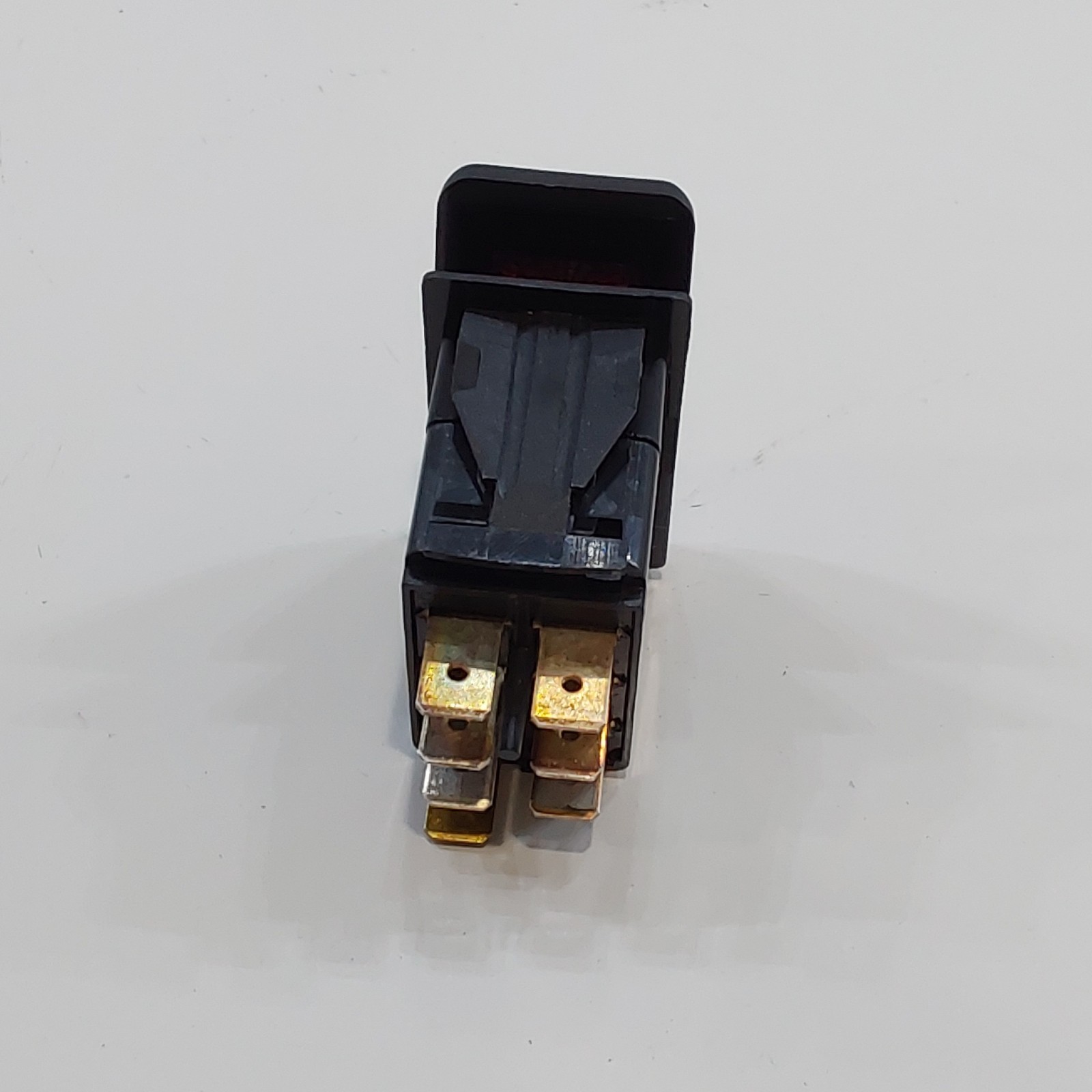 Carling Technologies VDD1 0020 20a Ignition Protected Switch Button