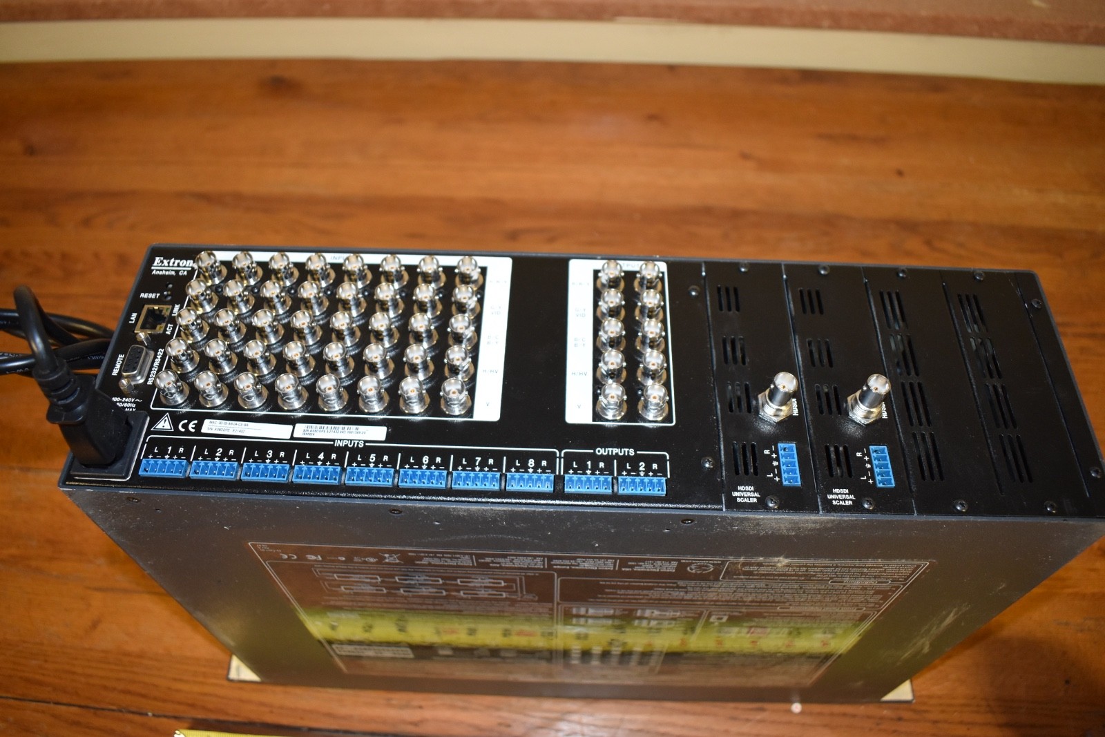 EXTRON VIDEO INTEGRATION SCALING MULTISWITCHER USED MODEL# ISM-824