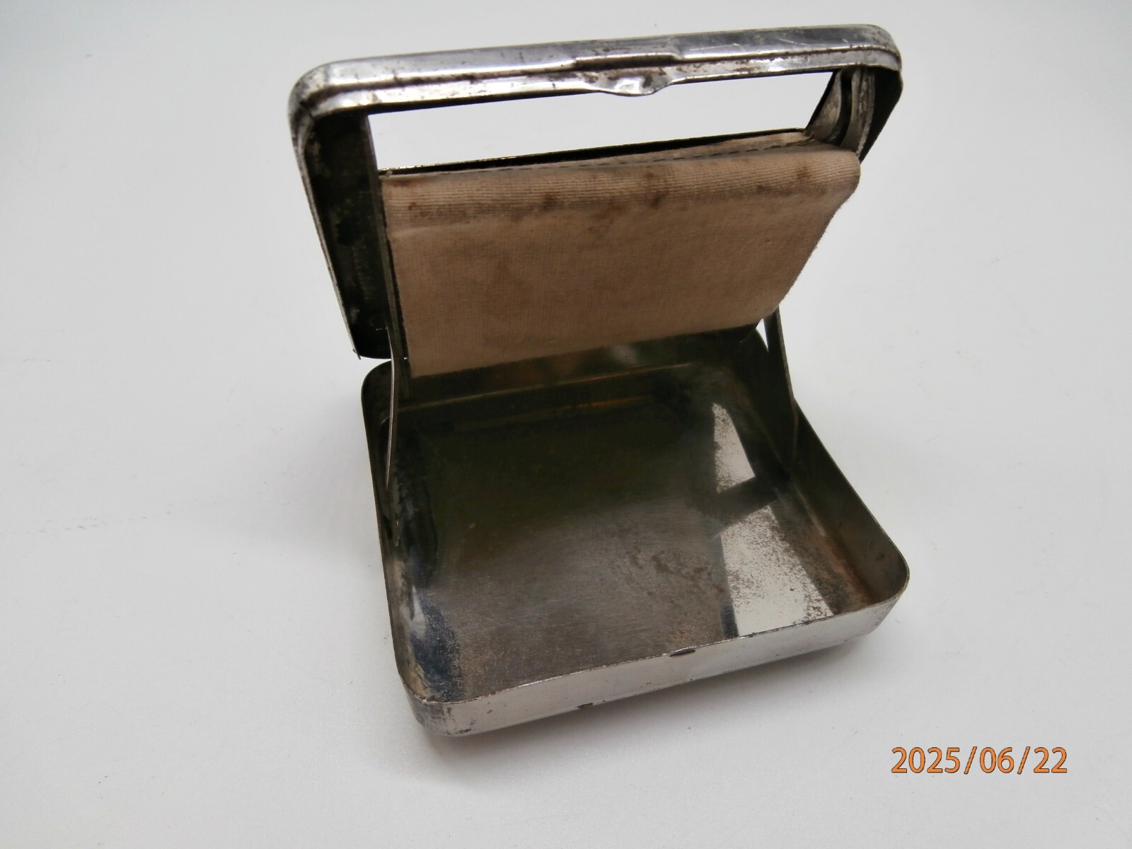 Vintage Rapid Silver Cigarette Rolling/ Cigarette Case