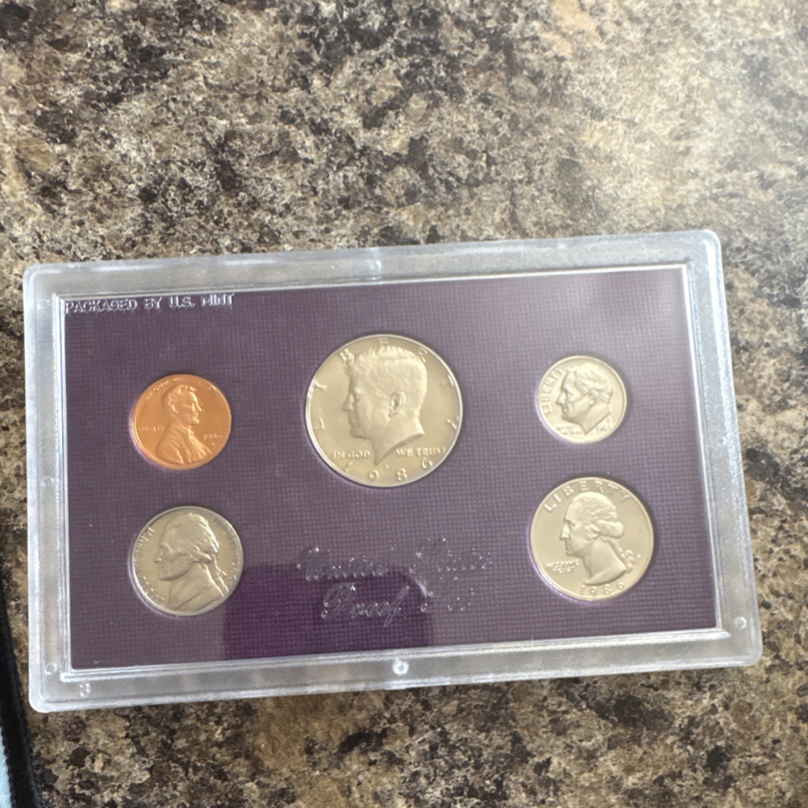U.S. Mint 1986 Proof Set Uncirculated Cent Nickel Dime Quarter Half Dollar w/Box