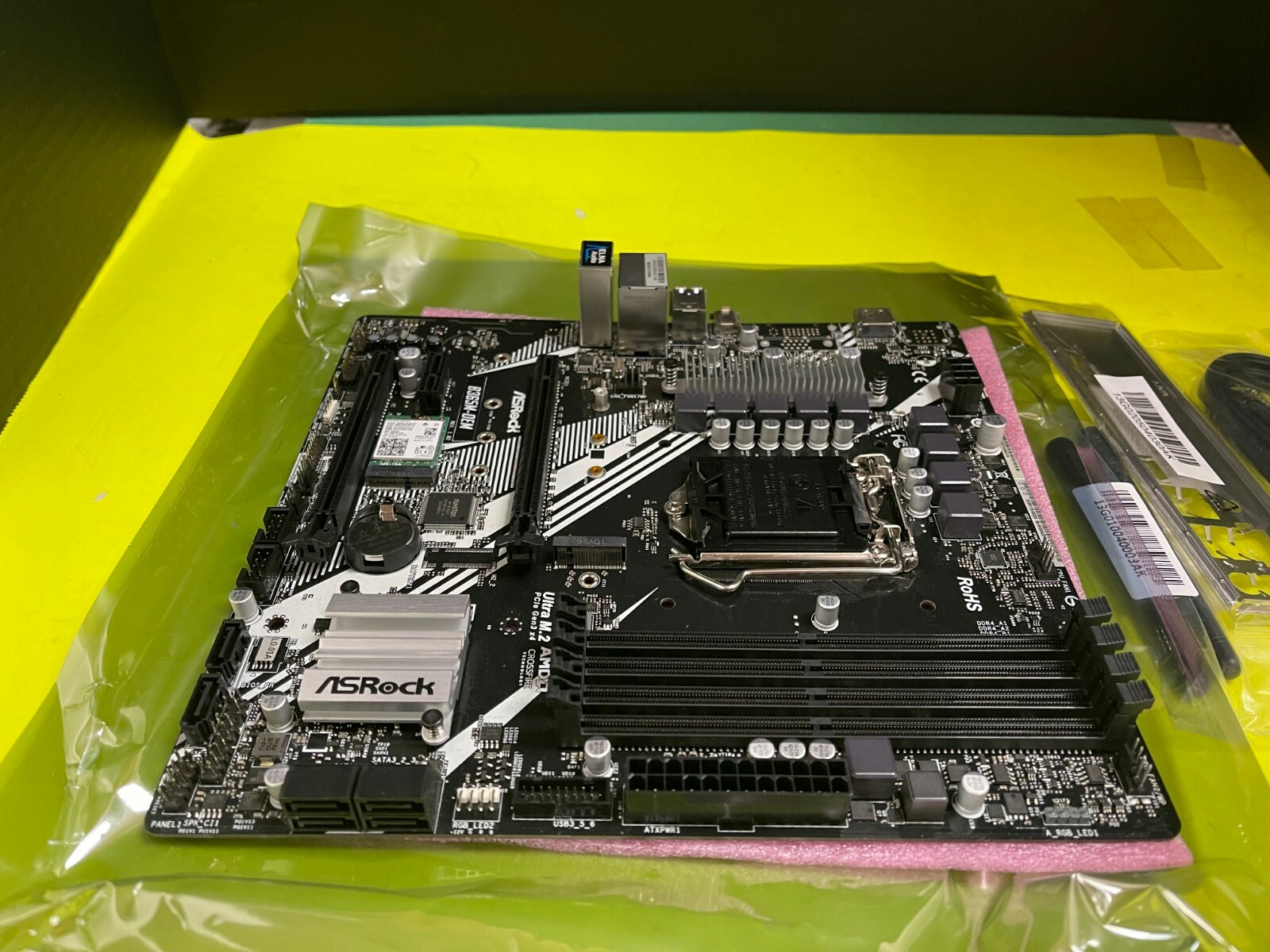 ASRock B365M LGA 1151 Intel B365 Intel 8th 9th Gen Wifi Micro ATX Motherboard