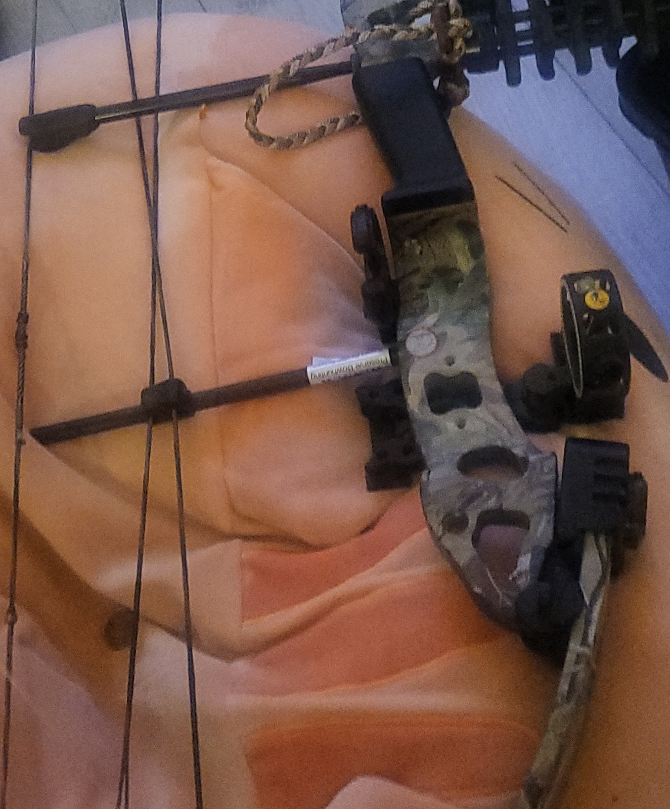 Bear Outbreak Bear Apprentice 2 Camouflage Carbonfiber Compound Bow 50lbs RH