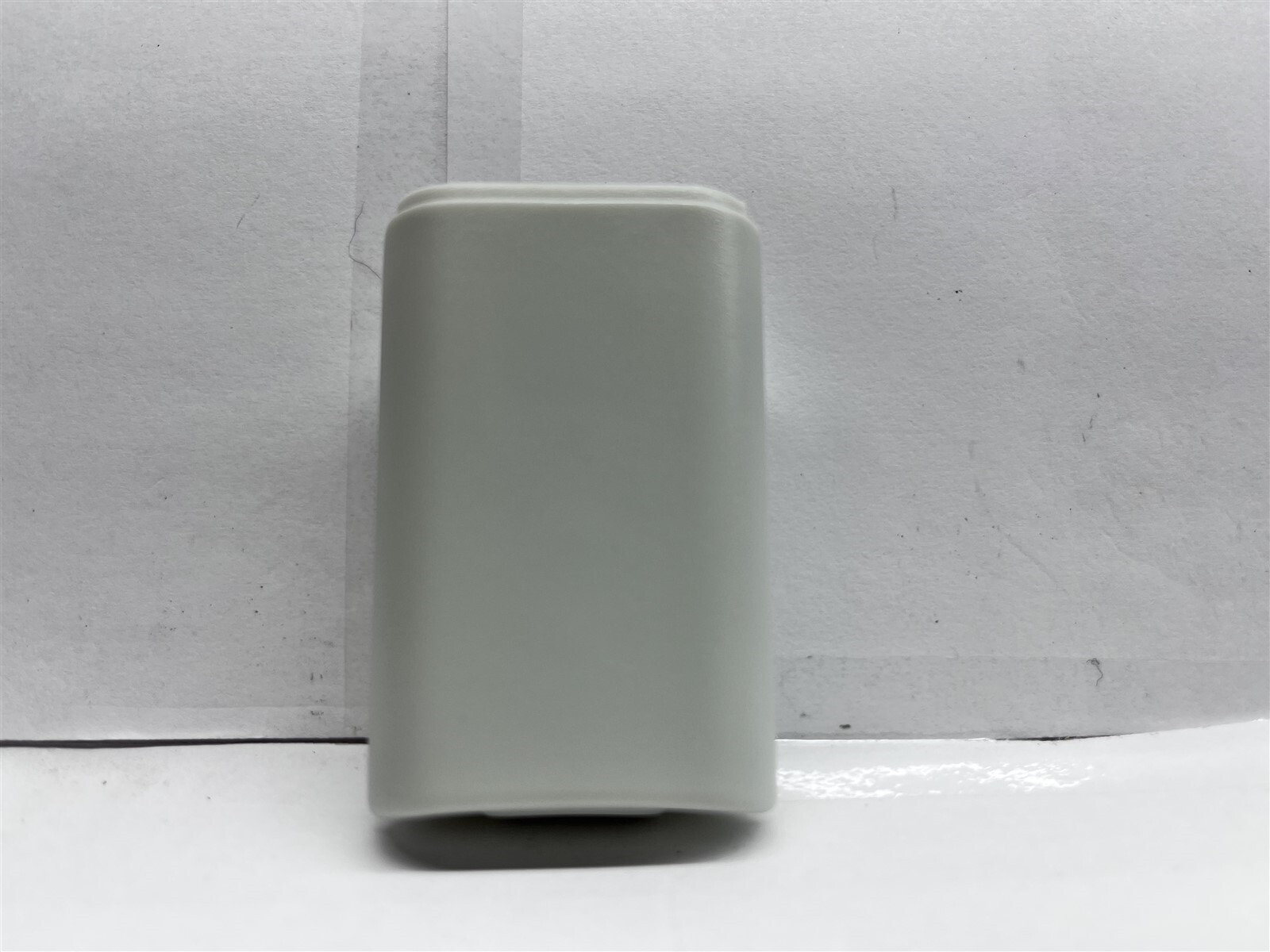 White Xbox 360 Wireless Controller AA Battery Pack Back Case Cover Holder Shell