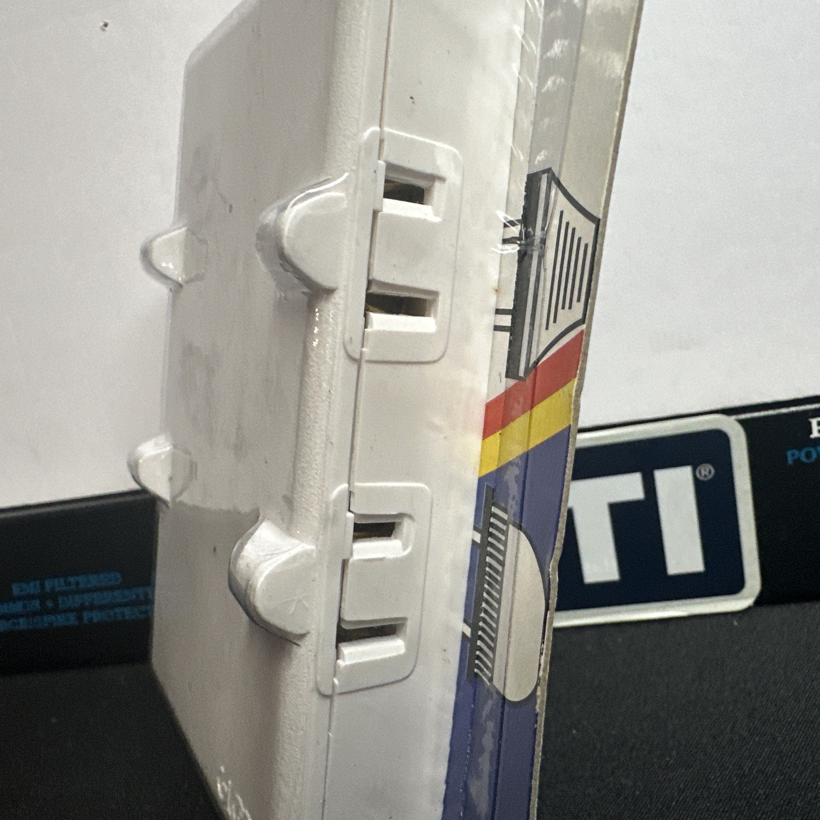 space saver outlet, 2 into 4