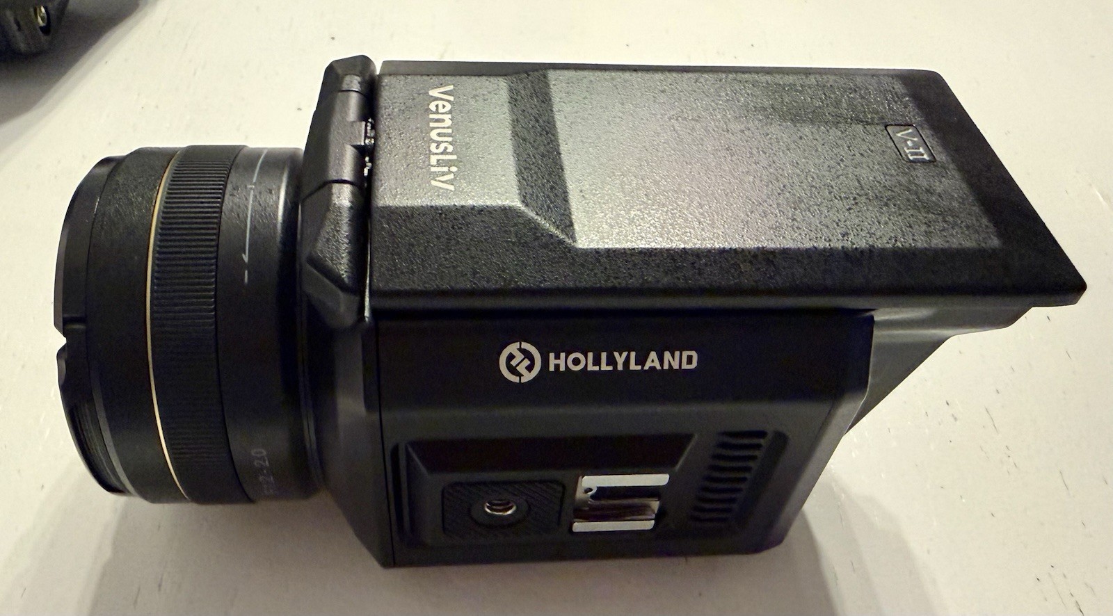 Awesome Hollyland VenusLiv V2 Streaming Camera!