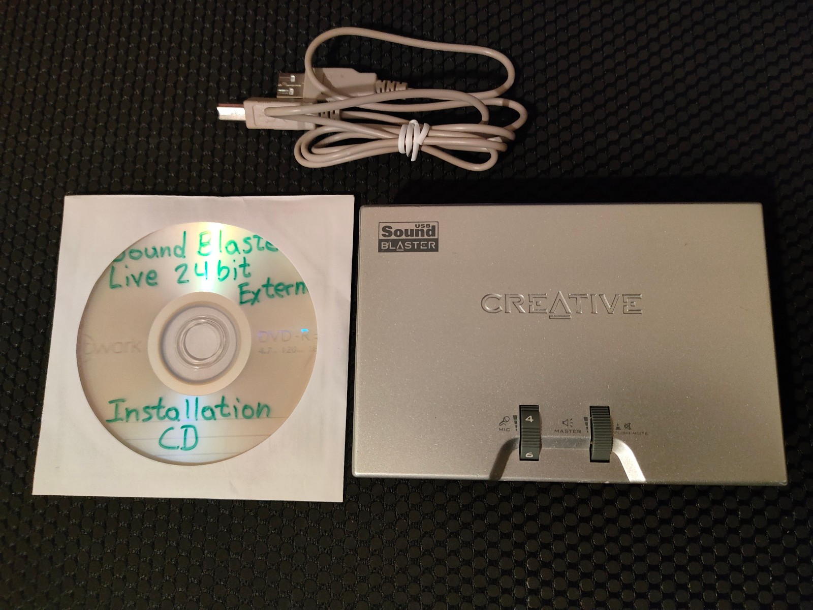 Creative Labs Sound Blaster Live! 24-bit External Sound Blaster Model SB0490
