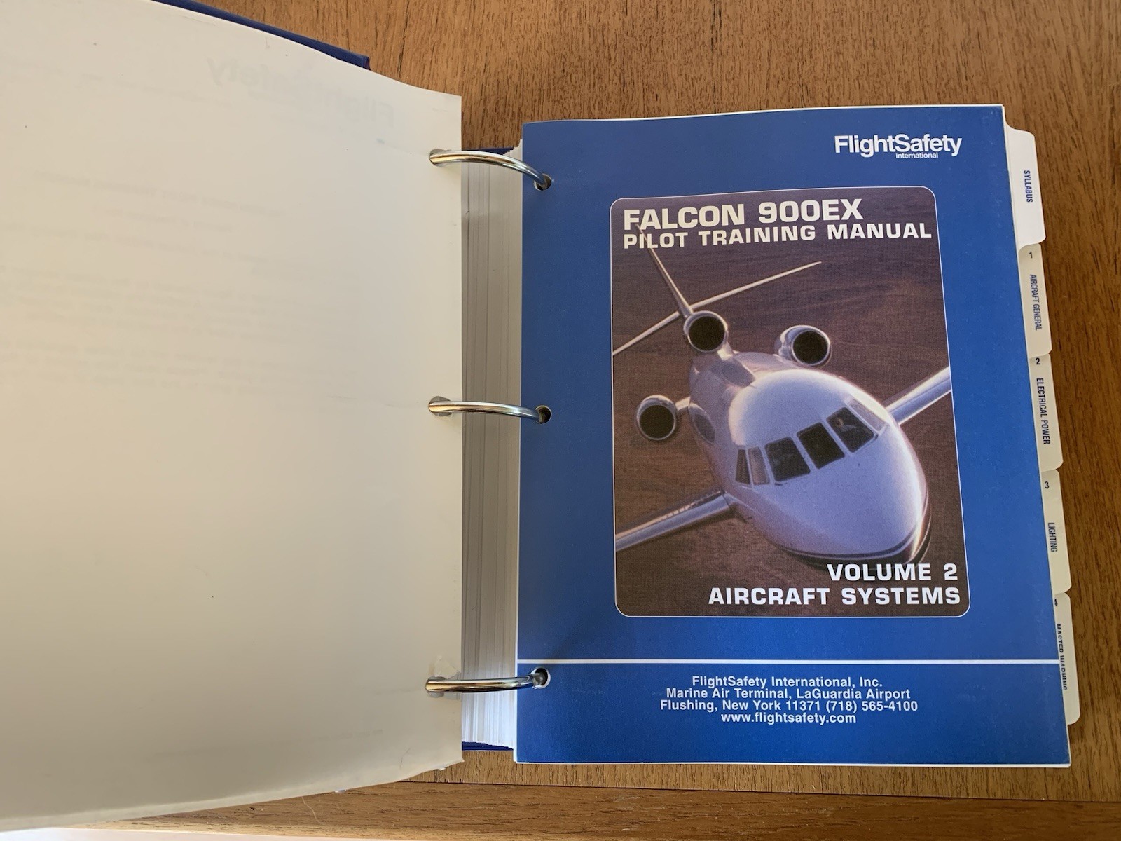 Flight Safety Falcon 900EX Pilot Training Manual Volume 2 Aircraft Systems 1998