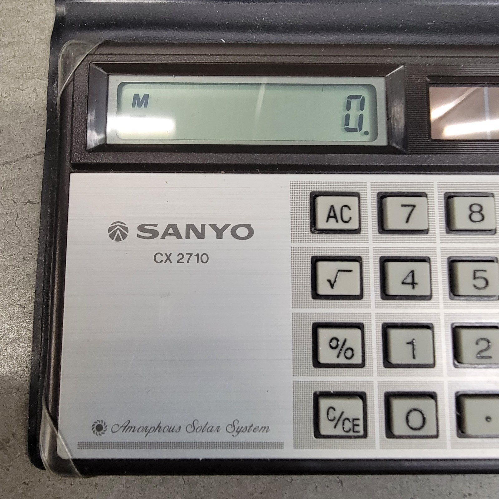 Vintage 1980’s Sanyo CX 2710 AMORPHOUS Solar Pocket Calculator Made In Japan