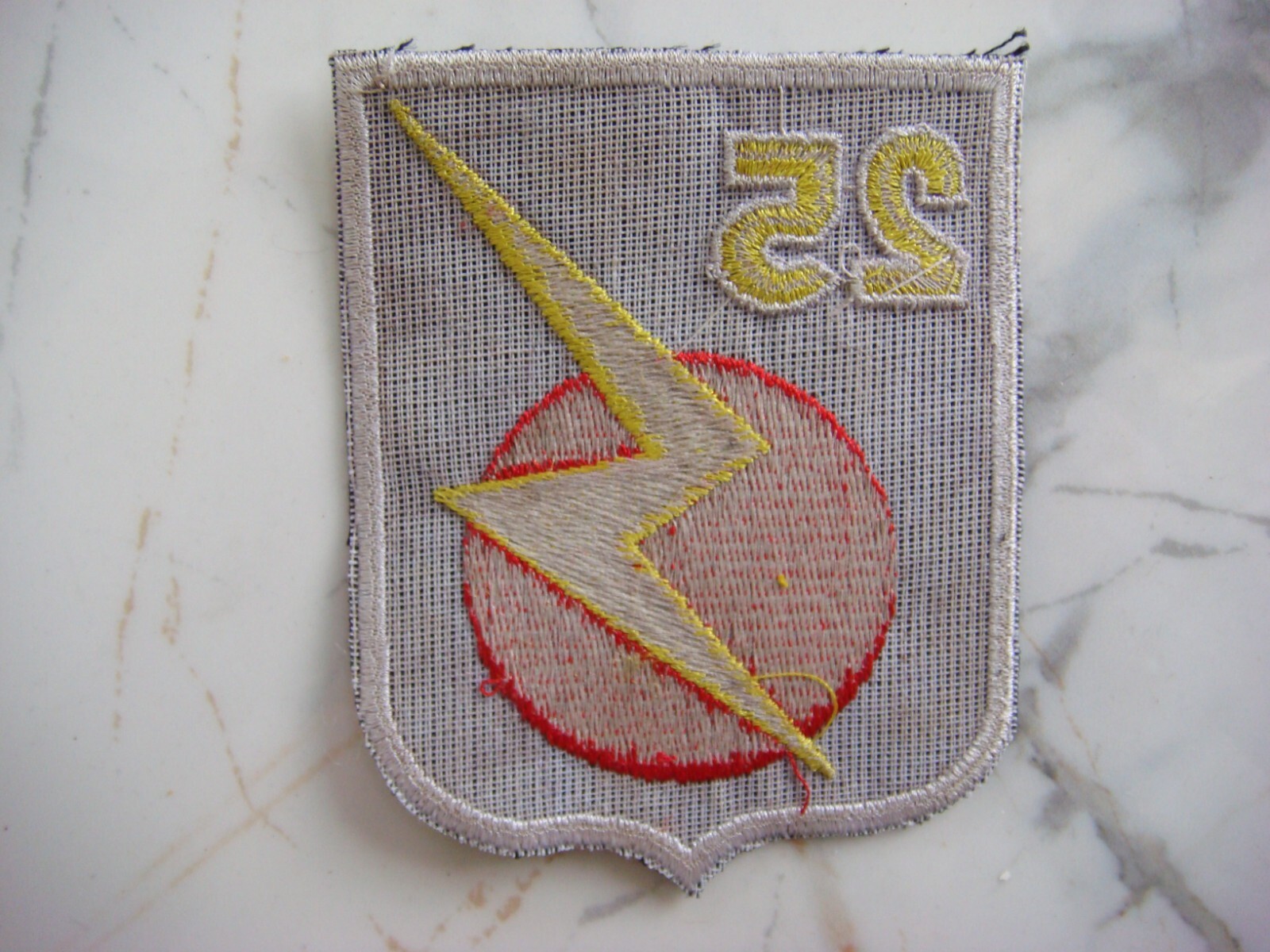 ARVN 25th INFANTRY DIVISION ,  VIETNAM WAR PATCH,