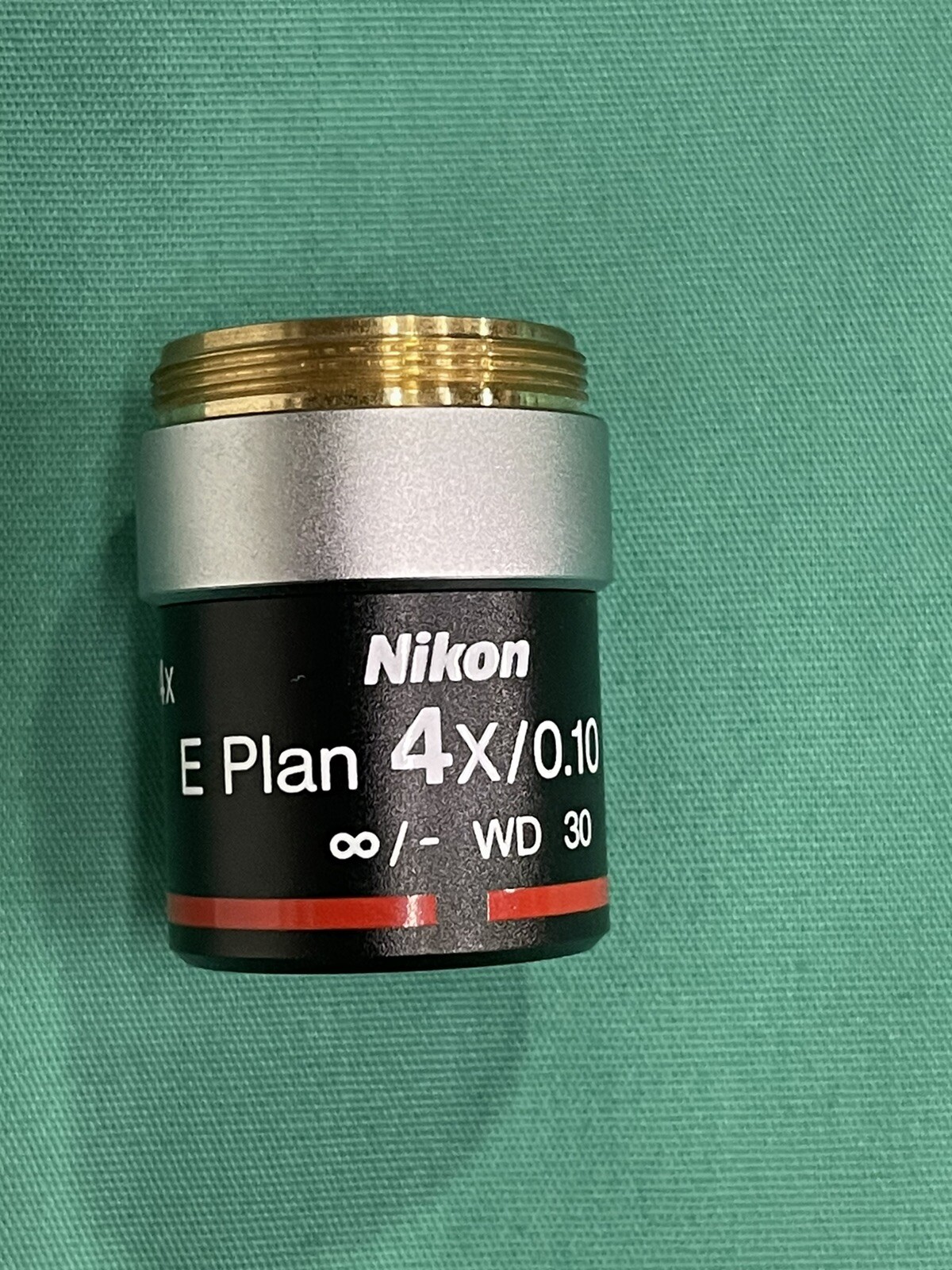 Nikon E Plan 4X/0.10 ♾/ - WD 30 Microscope Objective