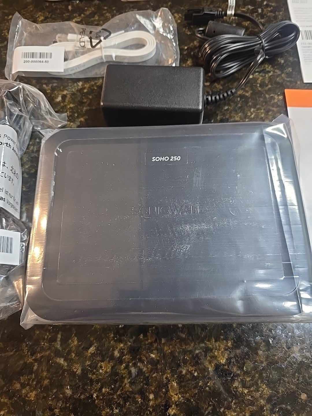 SonicWall SOHO 250 2YR AGSS Cloud Management Network Security (02-SSC-2229) #B