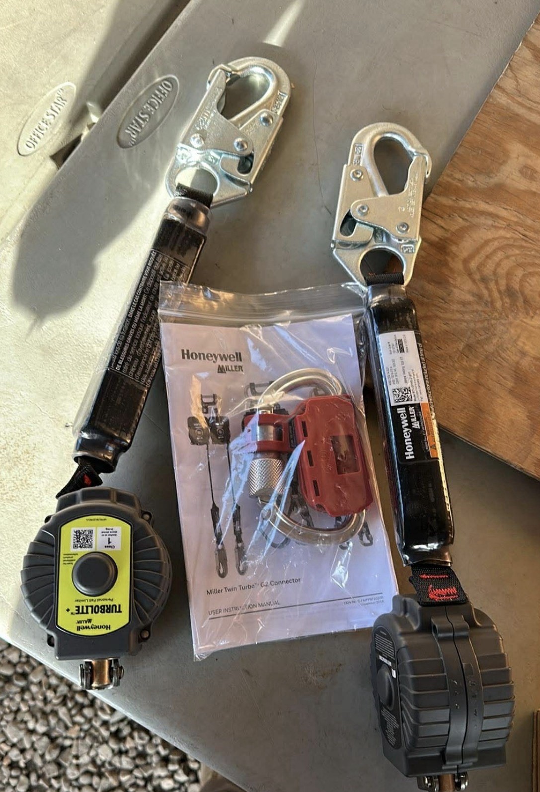 HONEYWELL MILLER - MTL-OHW2-21/6FT Personal Fall Limiter Snap Hook Anchor