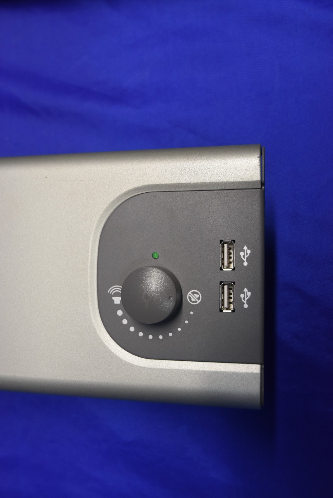 SMART Technologies SBA-R1-NA SmartBoard Speakers PAIR USED 30 DAY DOA