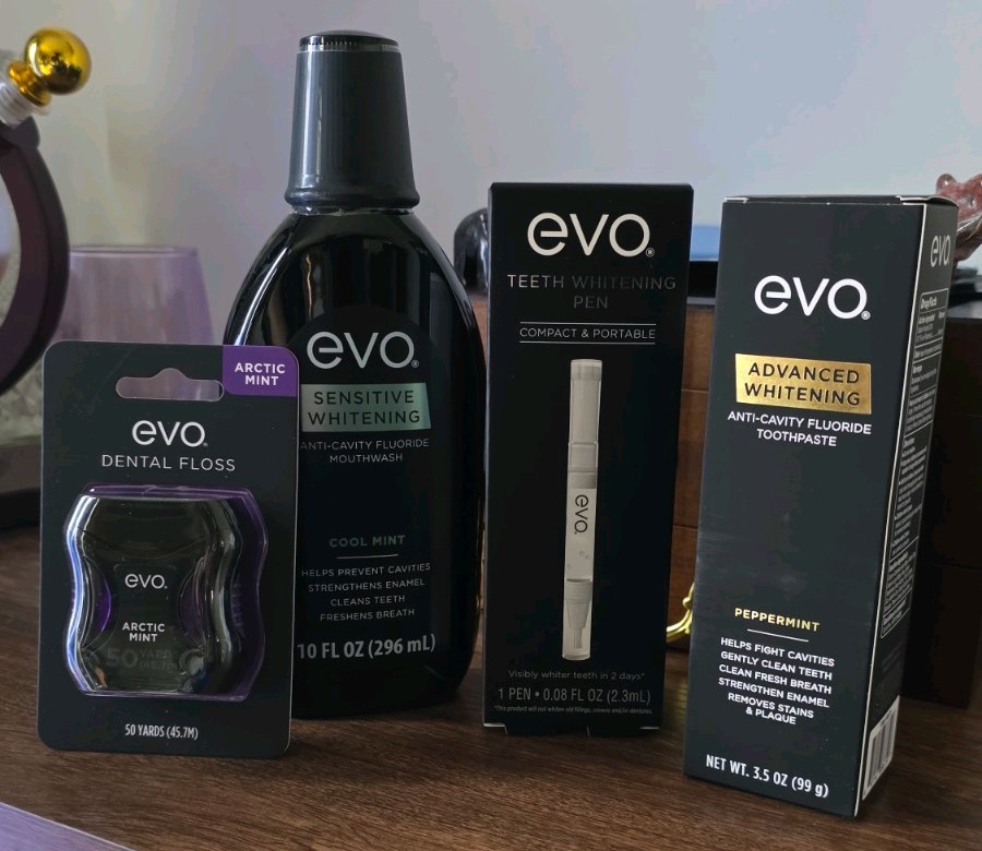Evo Oral Care Whitening Set of 4 Mouthwash Toothpaste  Whitening Pen & Floss