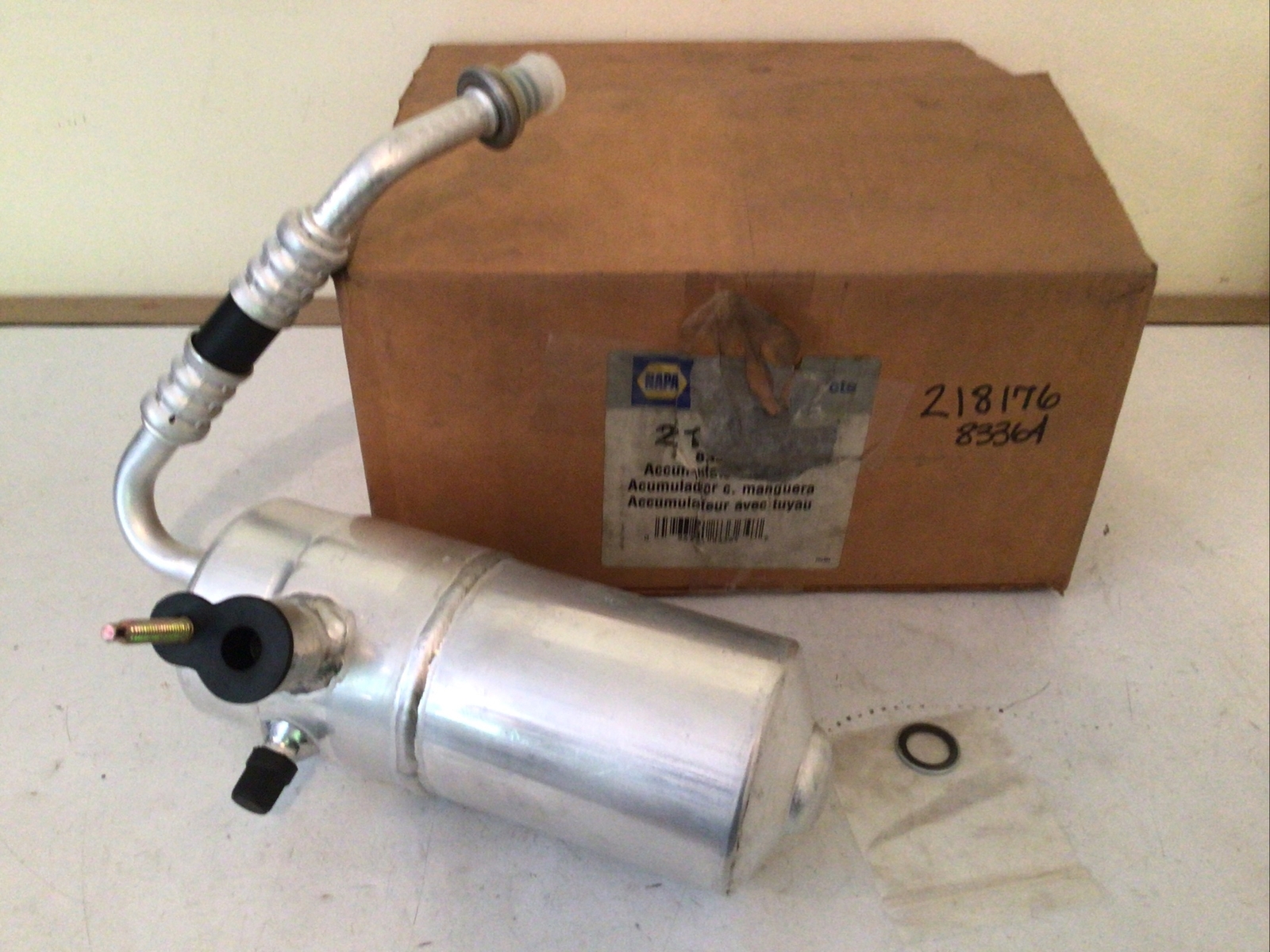 NAPA A/C REFRIGERANT HOSE ACCUMULATOR NEW 4 SEASONS 83364 OEM