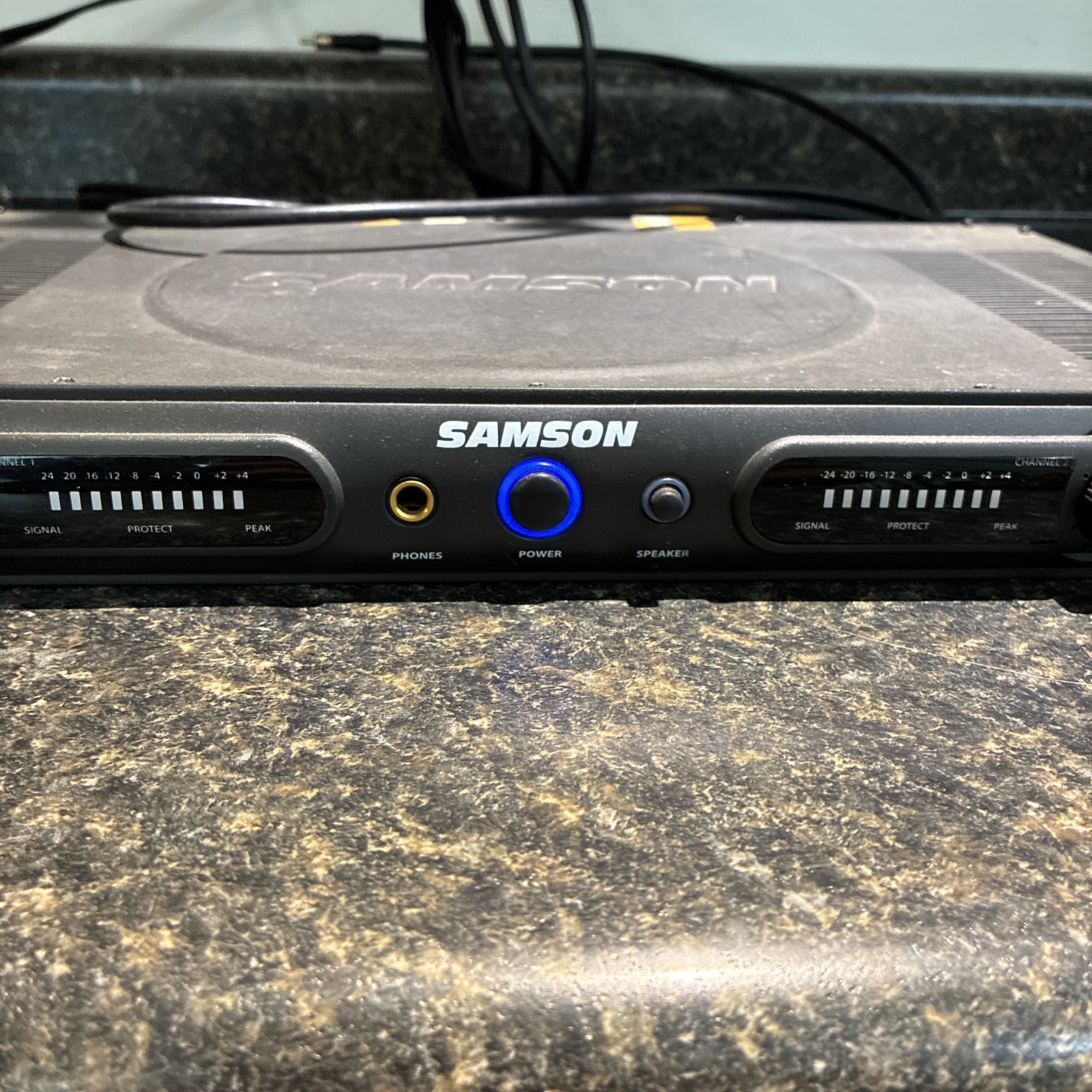 Samson Servo 120a Power Amplifier