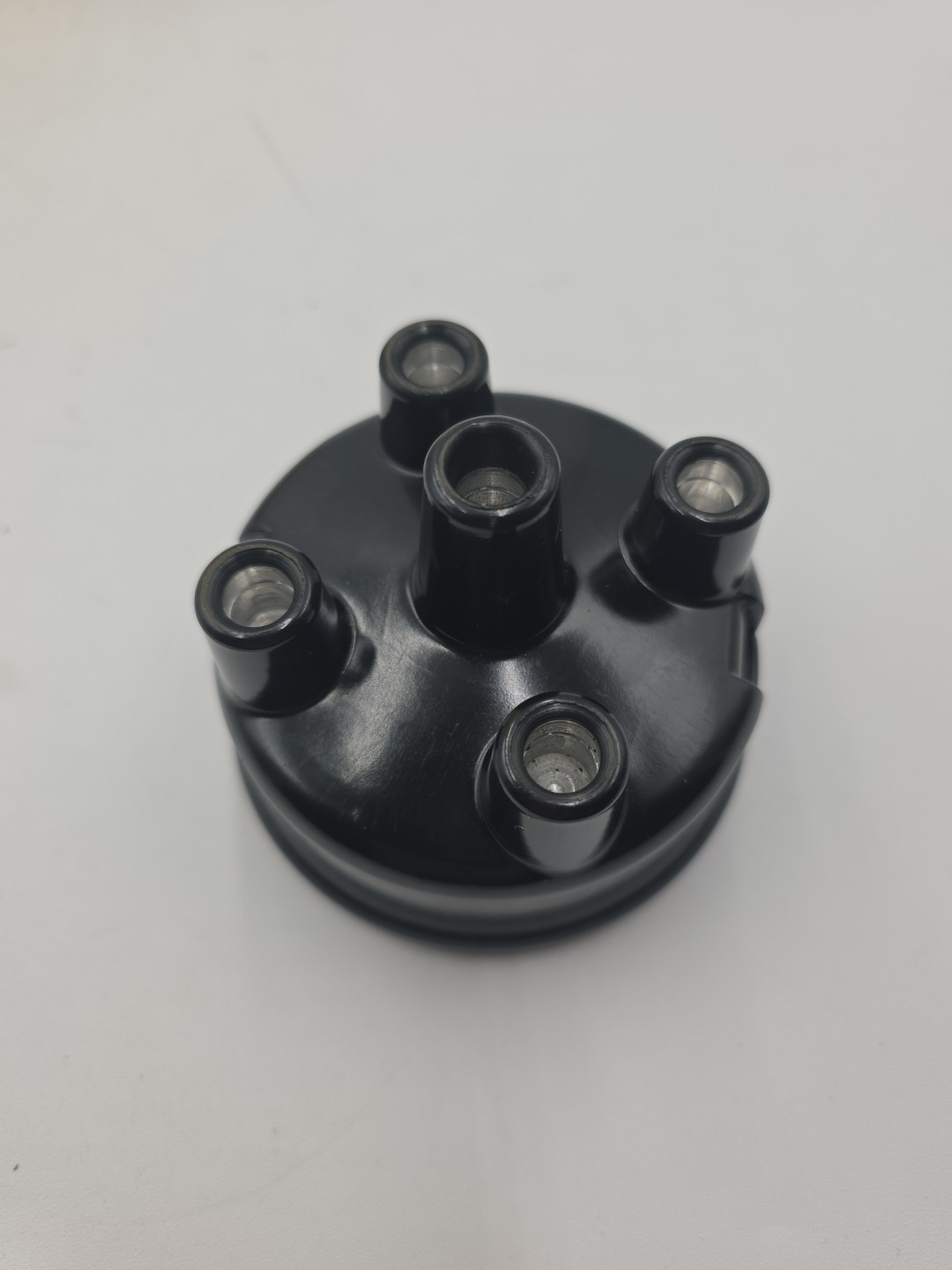 Wells - AL902 - 4 Cylinder 1945-1955 Jeep Distributor Cap