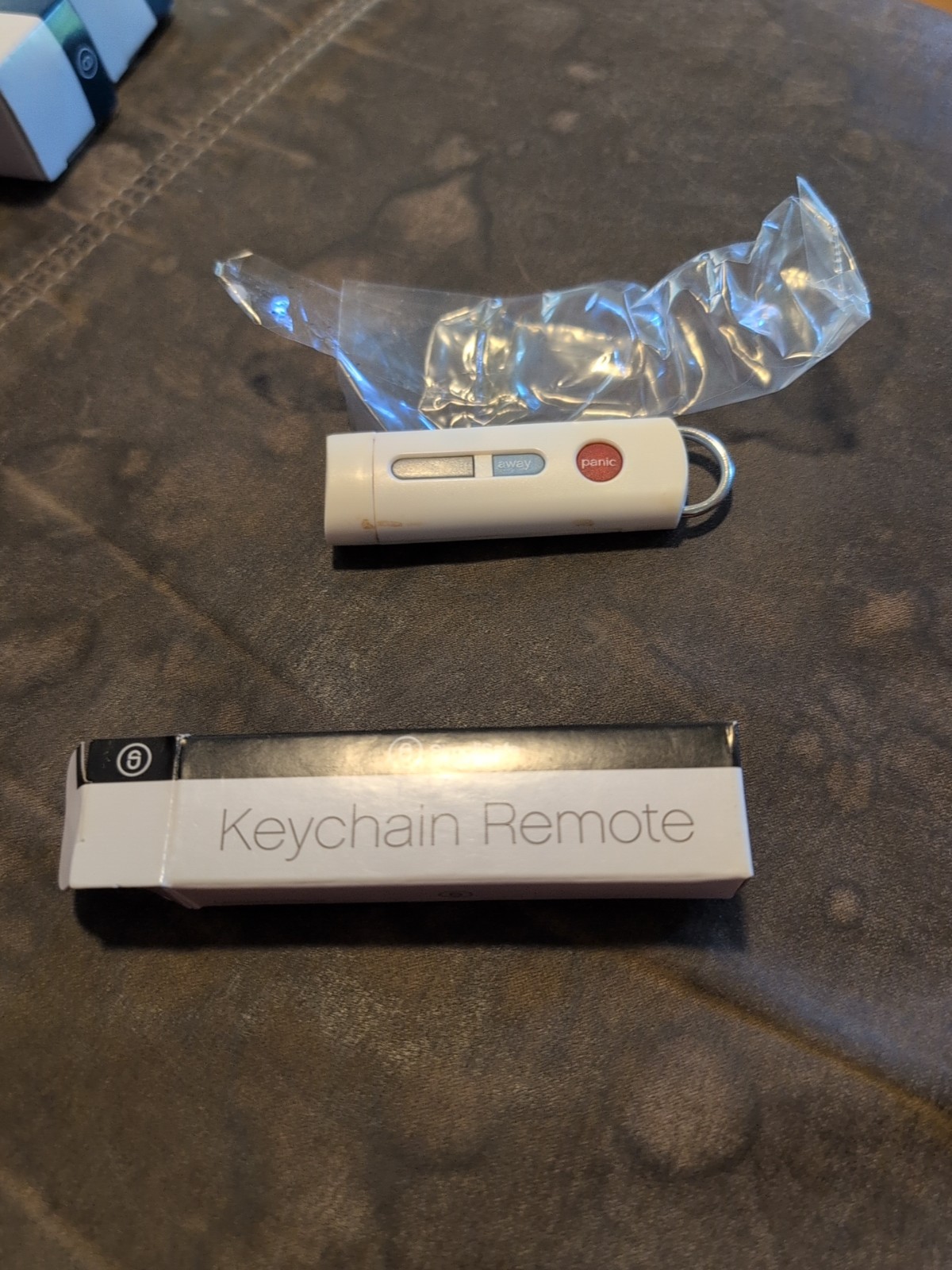SimpliSafe Original Generation White NON-USB Keychain Remote Fob -