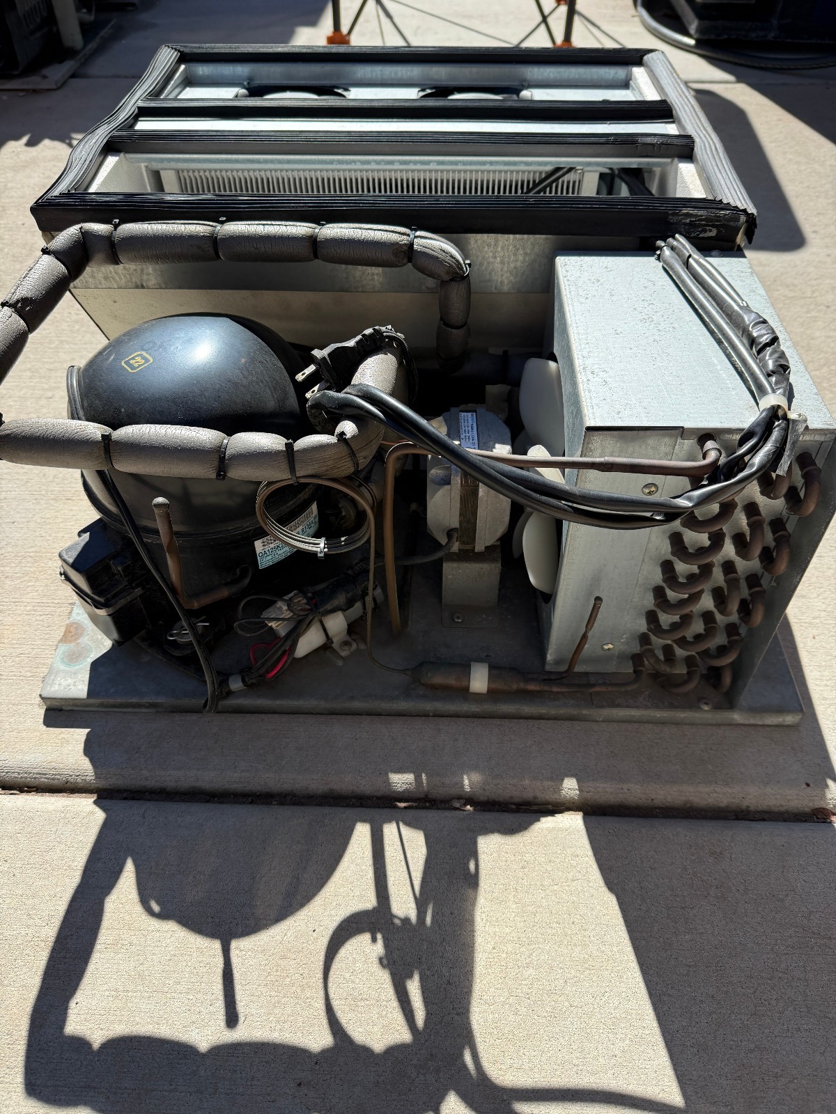 Vendo Vue 30/40 Refrigeration Cooling Deck - Tested Working!
