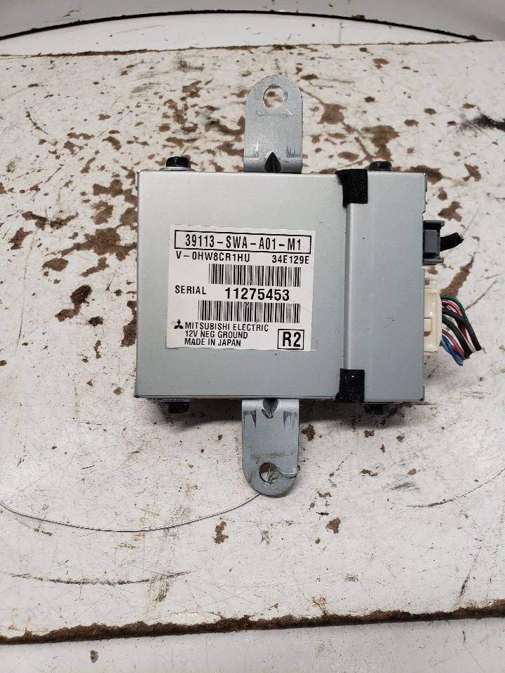 2011 Honda CR-V Control Module OEM 1391692