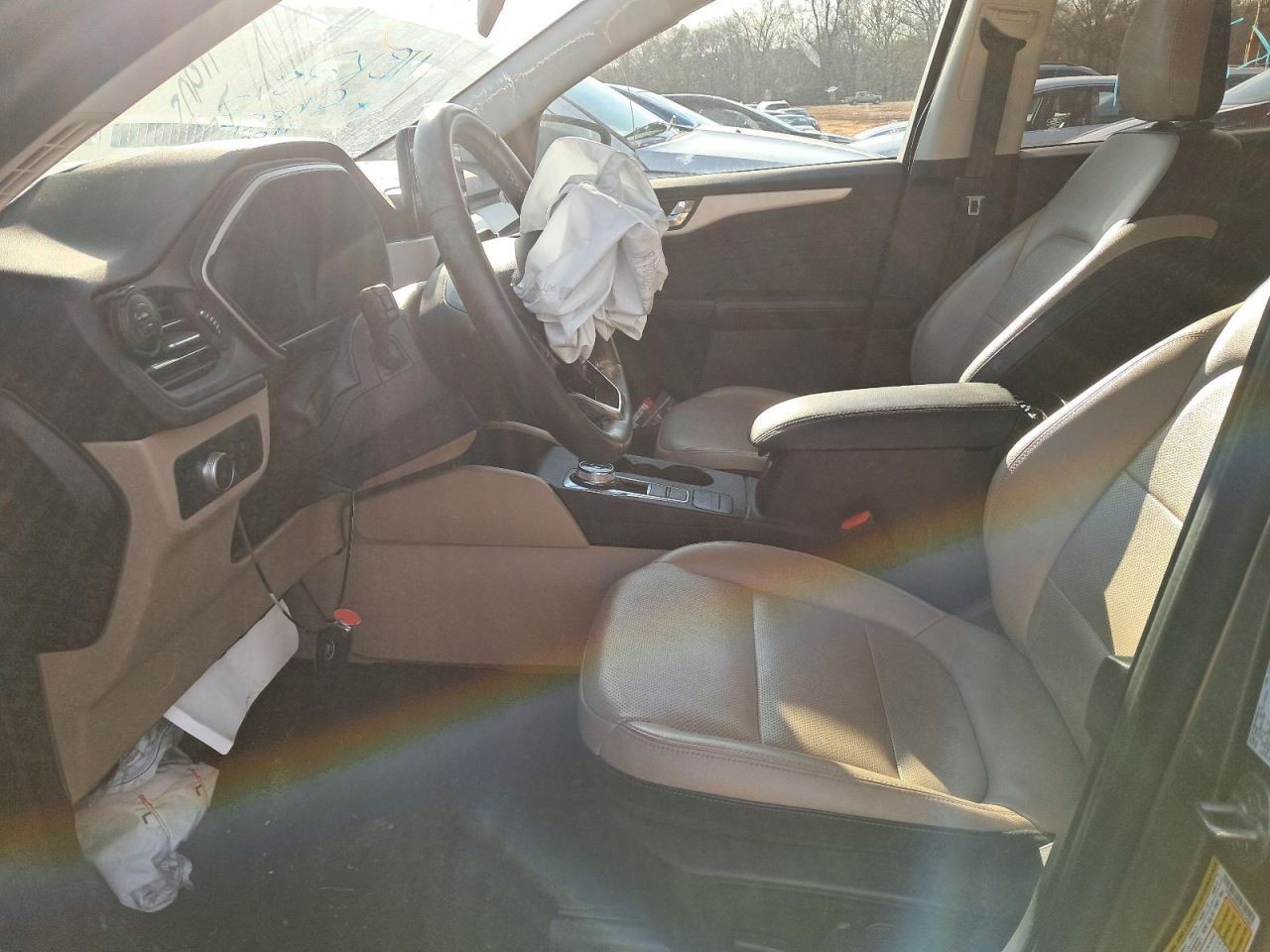 ESCAPE 2022 Glove Box 4894431
