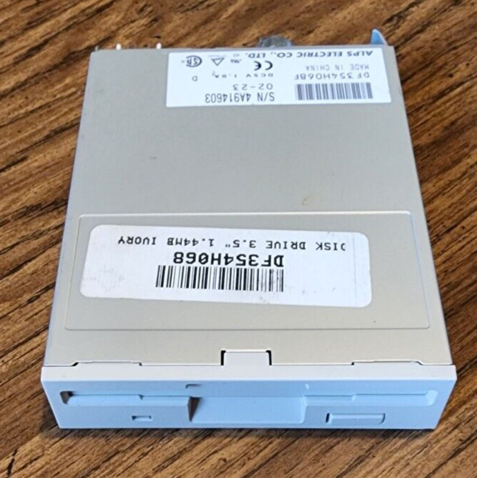 Ivory  Beige 3.5" Floppy Disk Drive Internal (1.44 MB) ALPS Electric DF354H068F