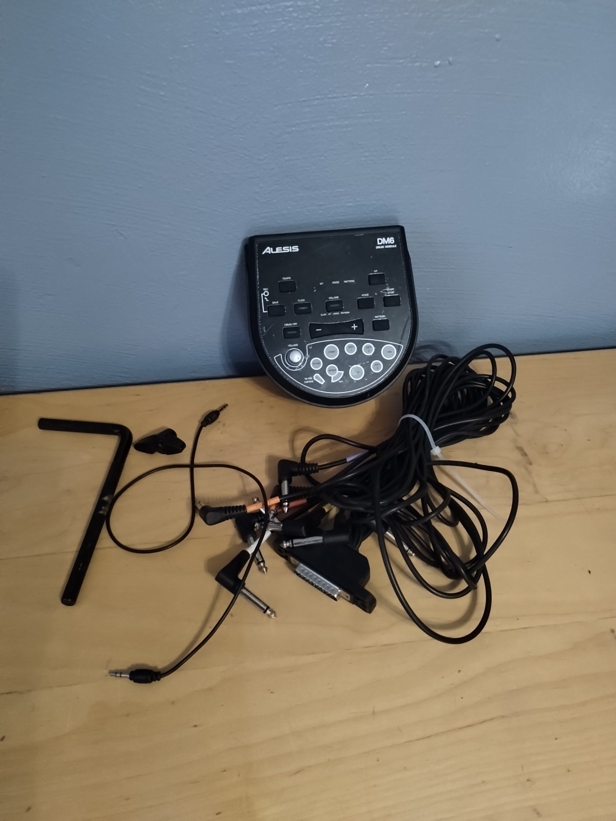 Alesis DM6 Drum Module Replacement Unit Module w/ Cable Harness & Power Adapter