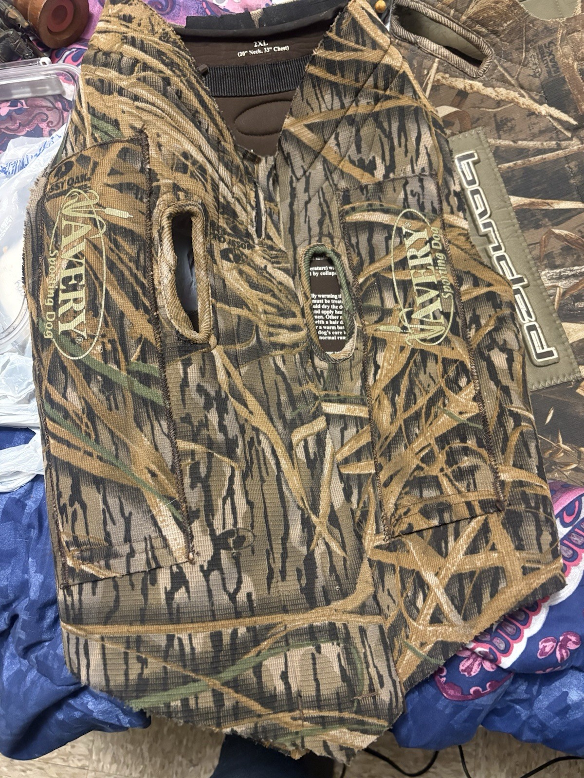 Avery Sporting Neoprene Camo Hunting Dog Vest Parka Size 2 XL Zipper.