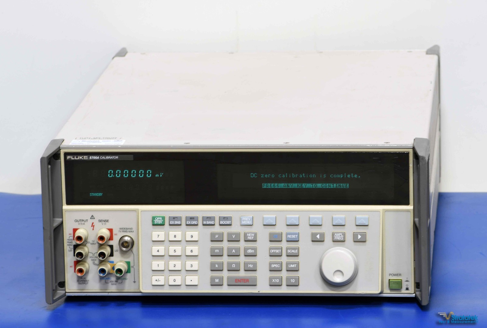 Fluke 5700A Multifunction Calibrator 5700A-03 Option ISO 17025 Calibrated