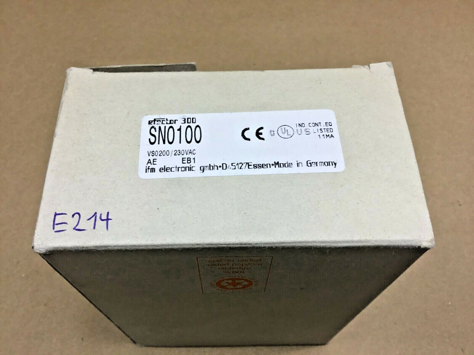 IFM Efector SN0100 Flow Monitor E214
