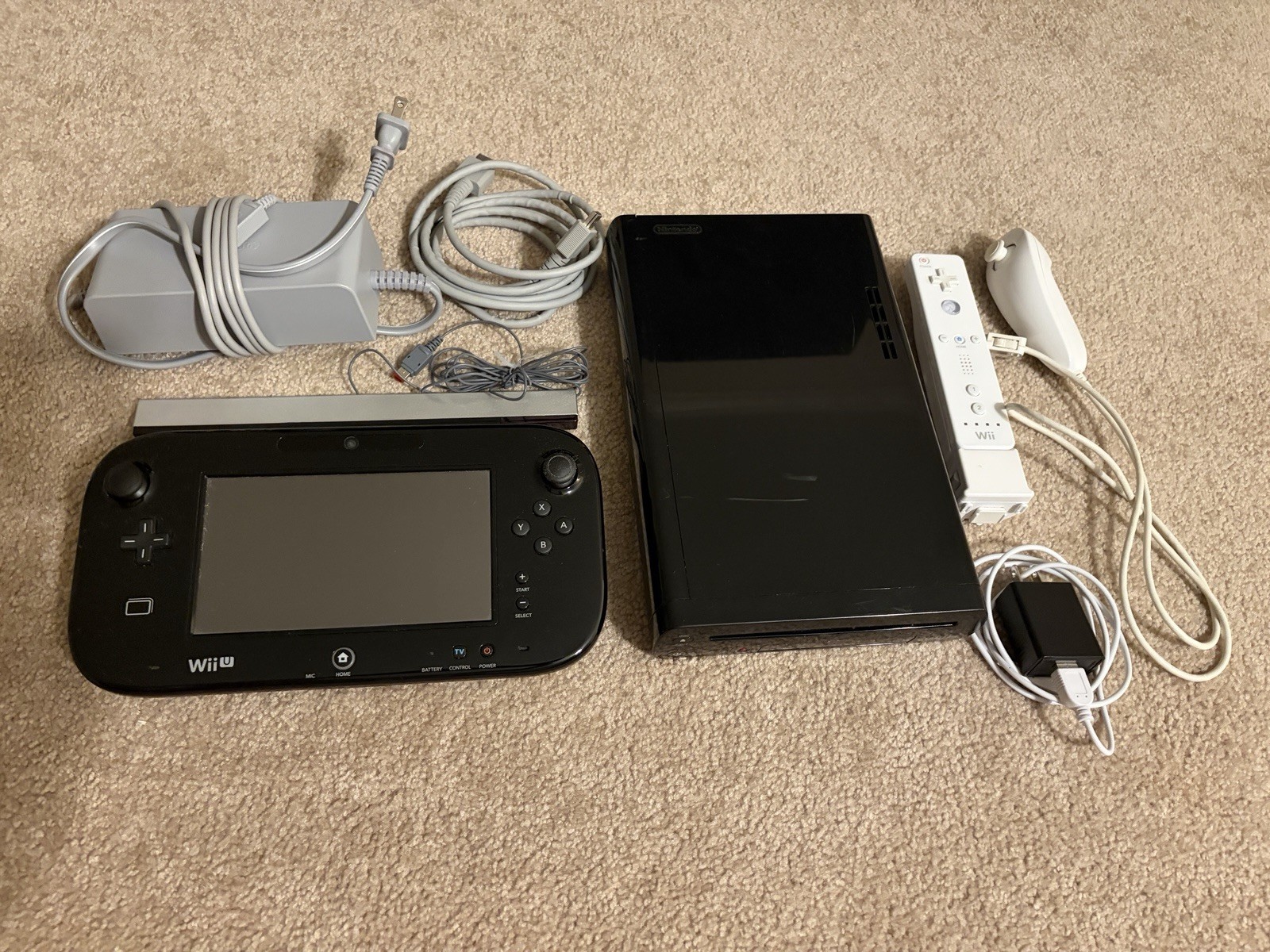 Nintendo Wii 32GB Home Console (Used) With Zelda game Lot