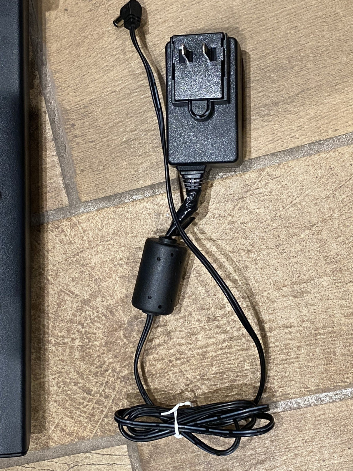 Line 6 POD Go Guitar Multi-Effects Pedal (With Power adapter)