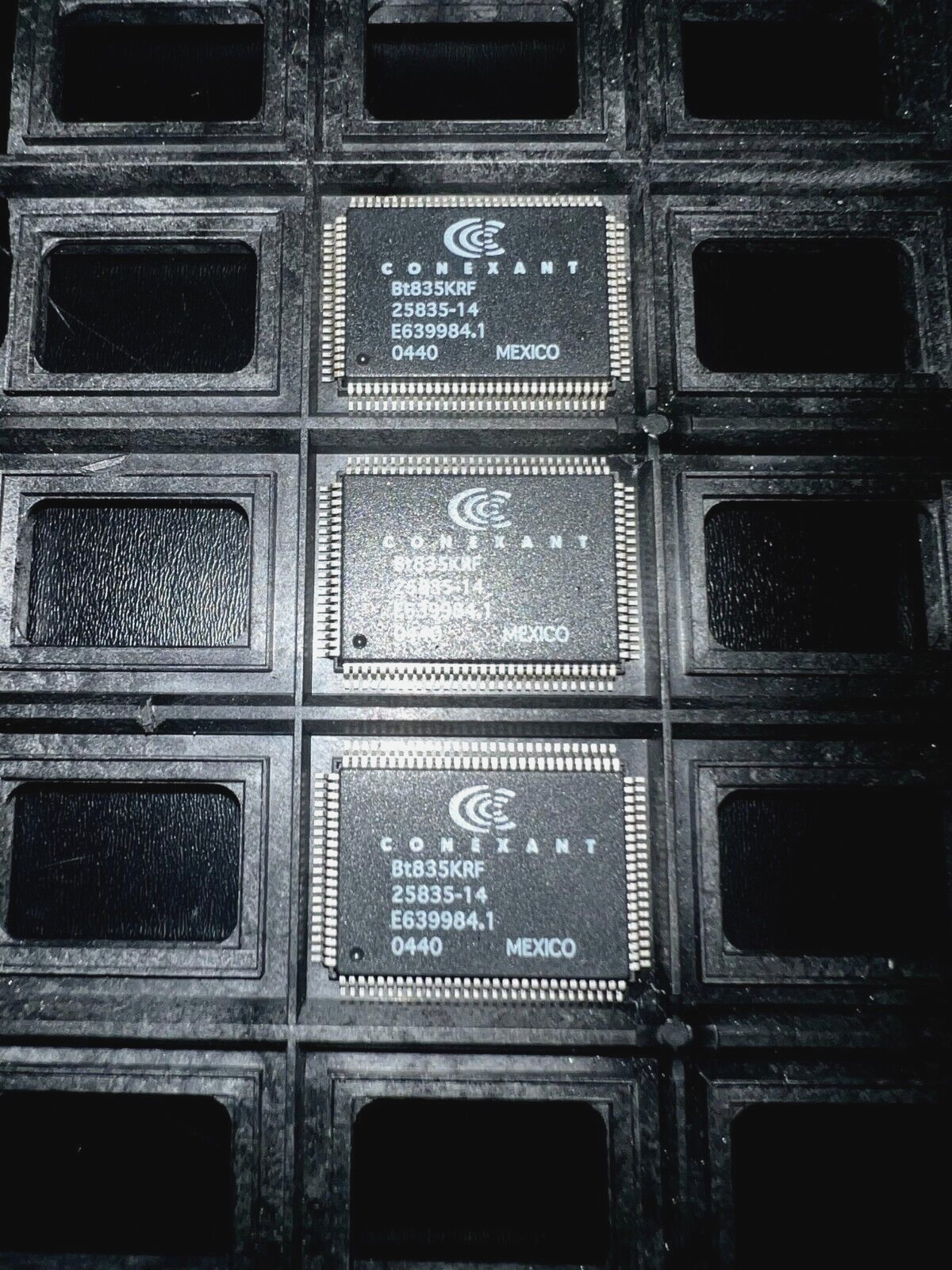 BT835KRF