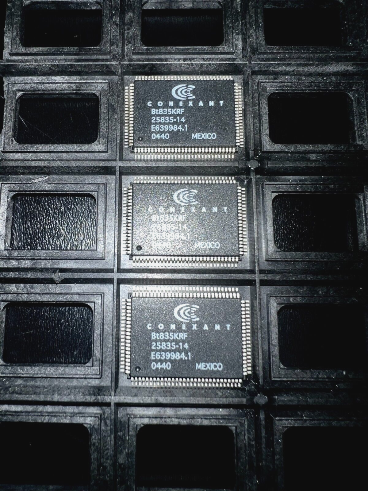BT835KRF