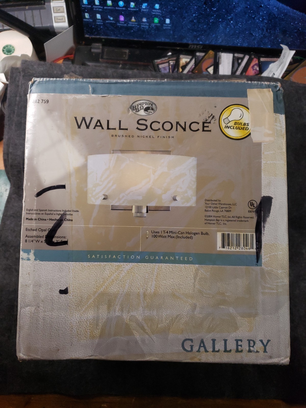 Hampton Bay 1-Light Brushed Nickel Wall Sconce halogen bulb.............(SLF3-4)