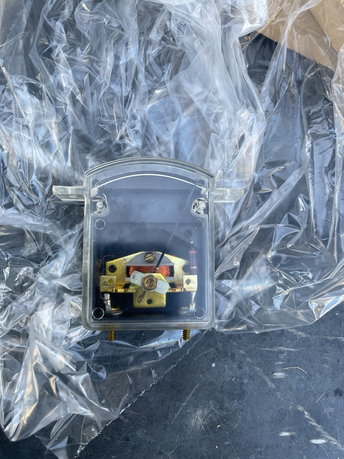 SHURITE 0-6 AC SERIES 950