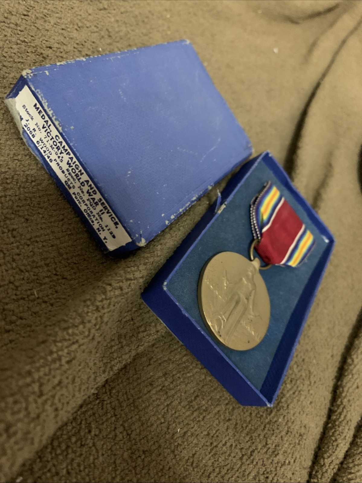 US Military WW II Victory Medal with Original Issue Box