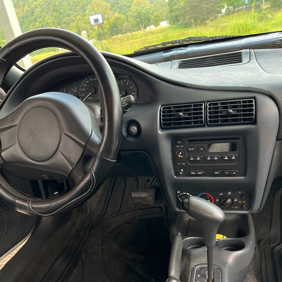 For 2000-2005 2004 Cavalier Dash Panel Speedometer Trim Bezel Rep. for #22698064