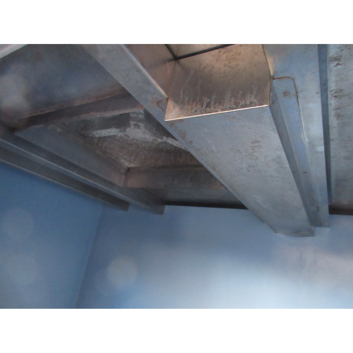 Howe 2000RL Ice Maker Flaker with Ice Storage