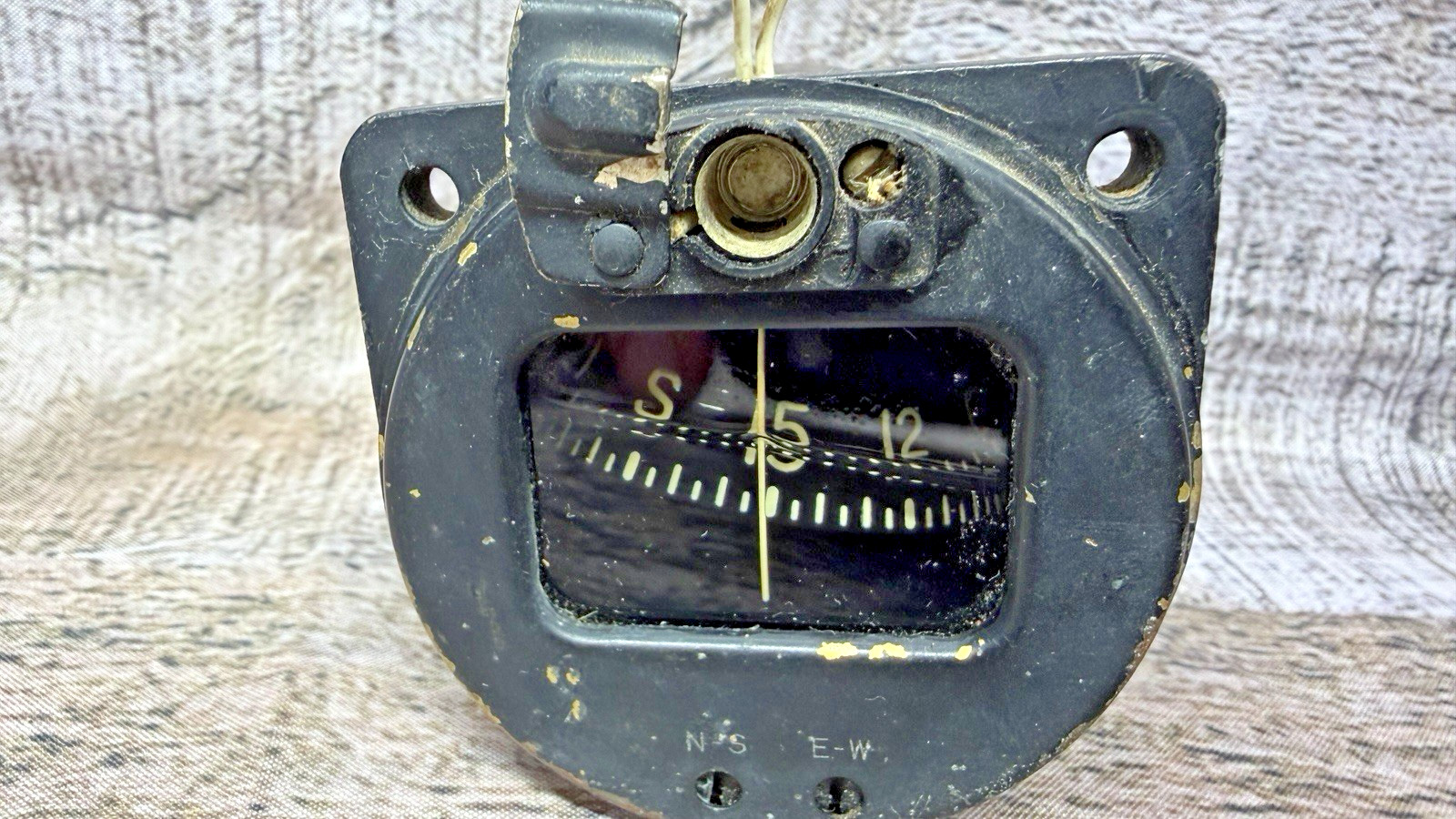 Vintage BAE Scottish Magnetic Compass Indicator